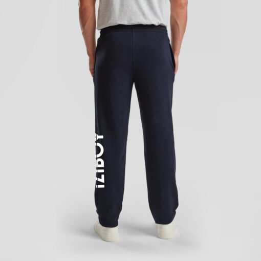 jogging 100% coton bleu marine iziboy avec logo iziboy vertical sur la jambe vu de dos